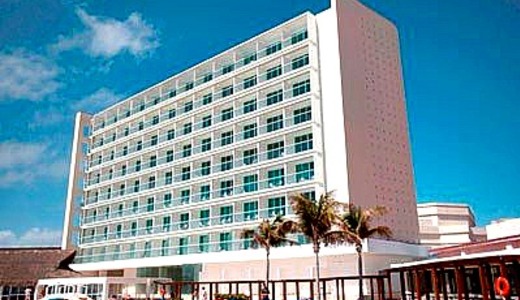 saveology daily deal - 3-Night Stay + Airfare and Transfers at the Krystal Resort in Cancun, Mexico!